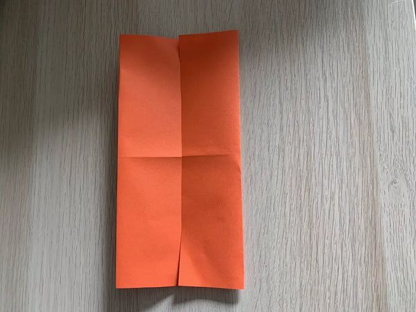 étape 2 origami naruto shuriken
